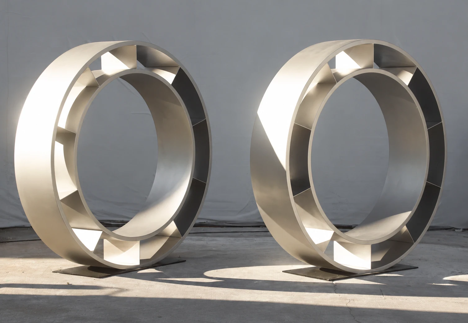 Metal sculpture / WY-250804-T001
