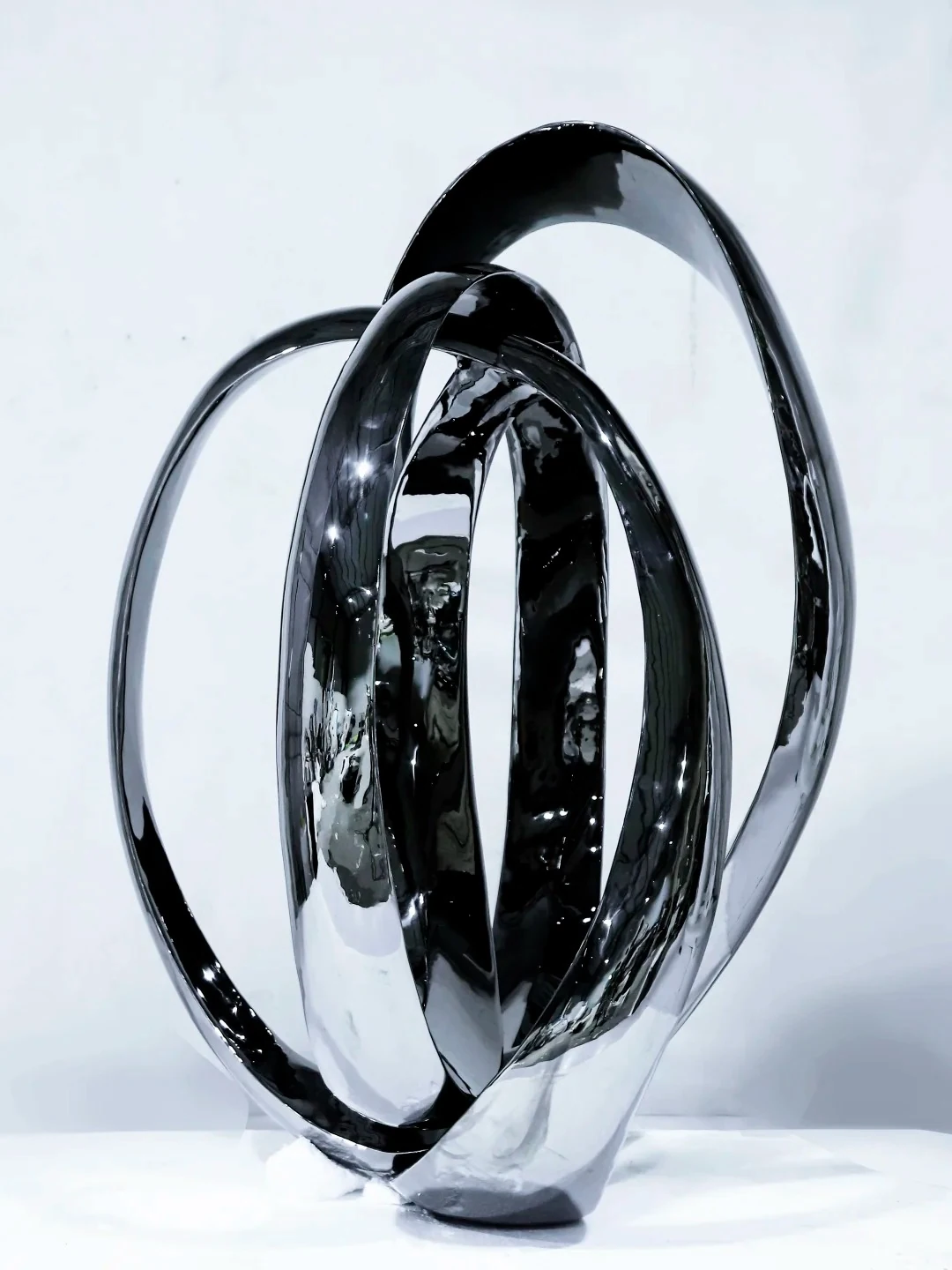 Abstract metal forms