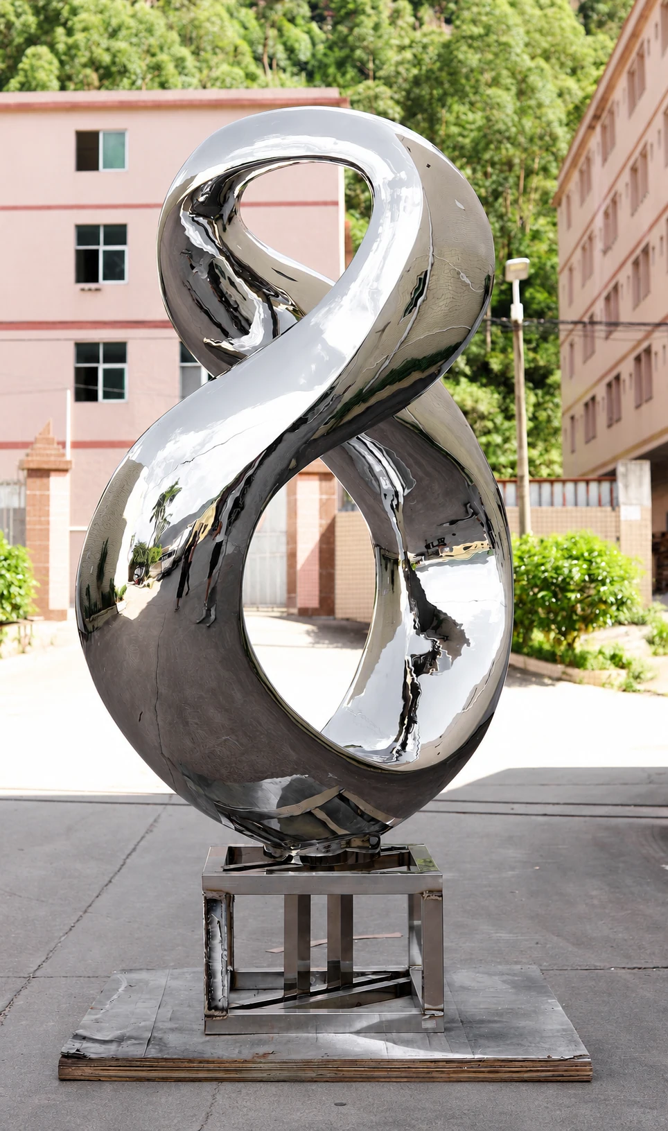 Metal sculpture / WY-250529-T005