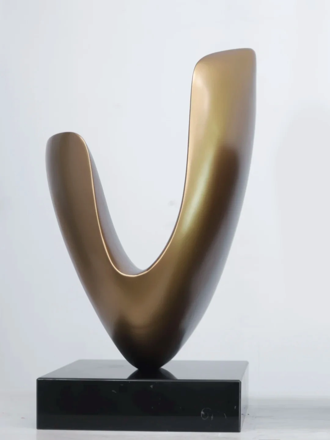 Abstract metal forms