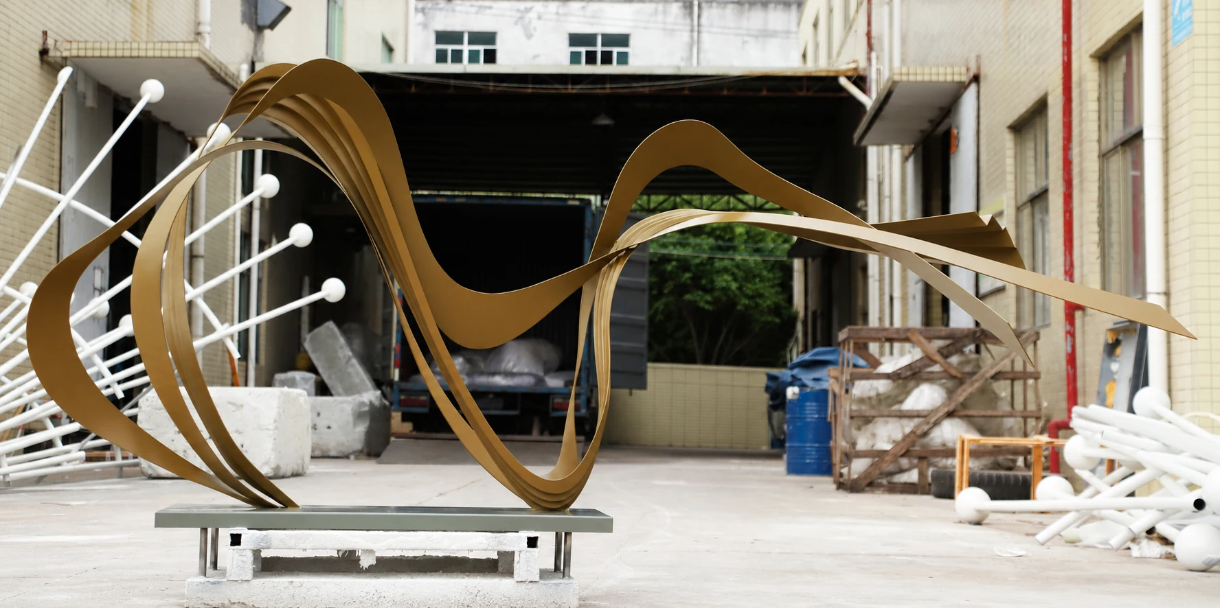 Metal sculpture / WY-240924-XF003