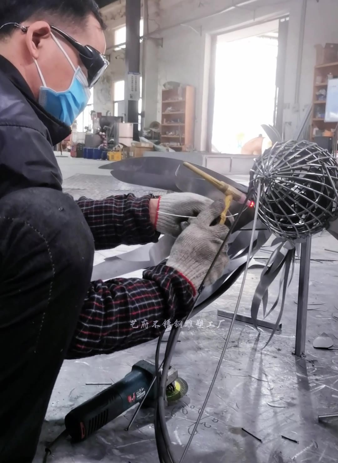 Supplied installation video reference