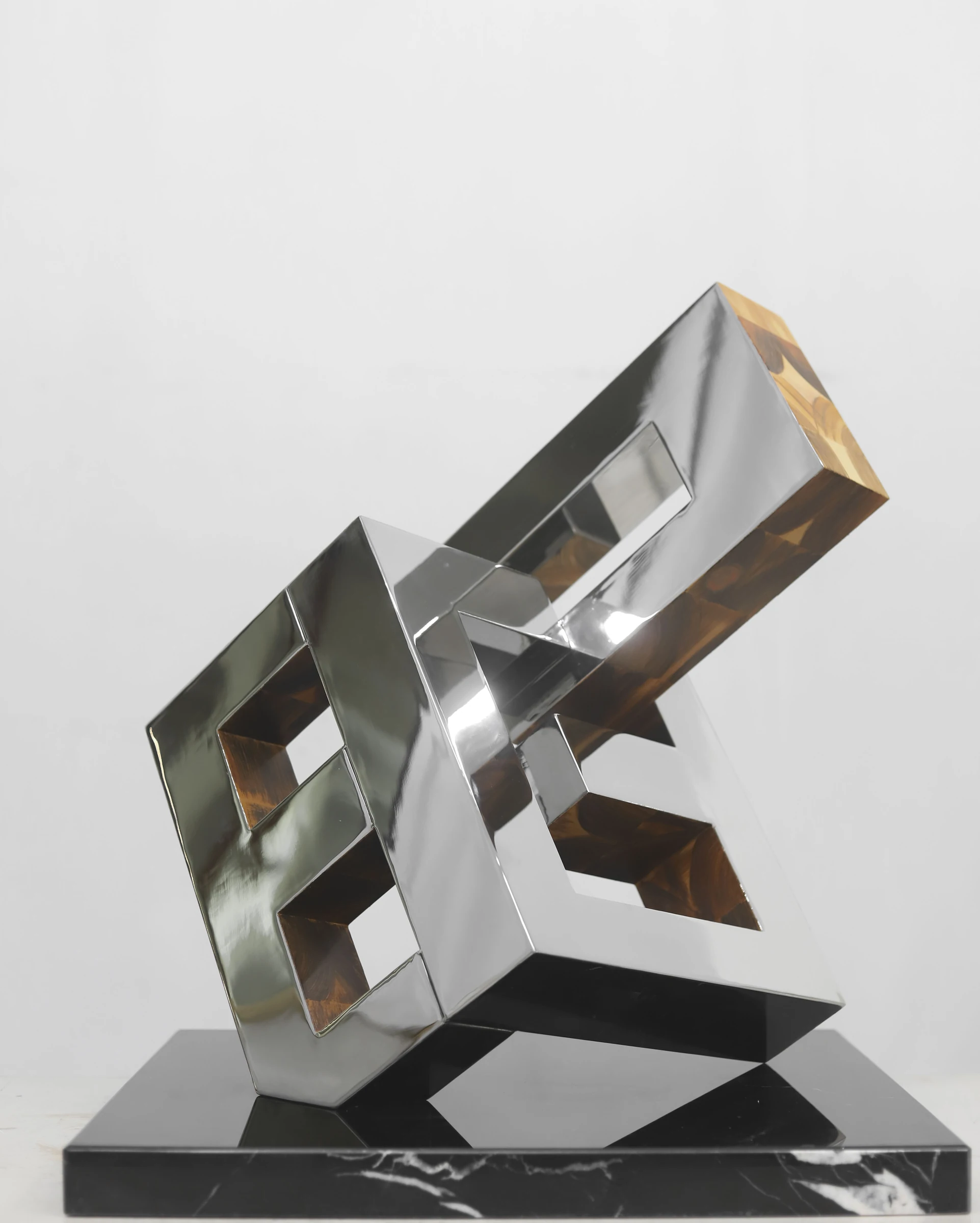 Sculpture archive / 09