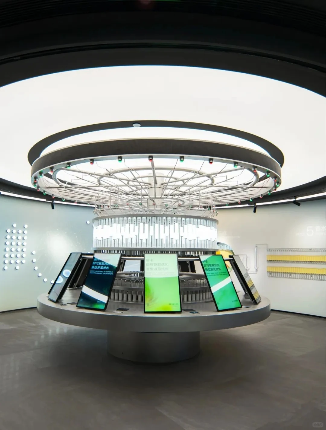 Exhibition installation references