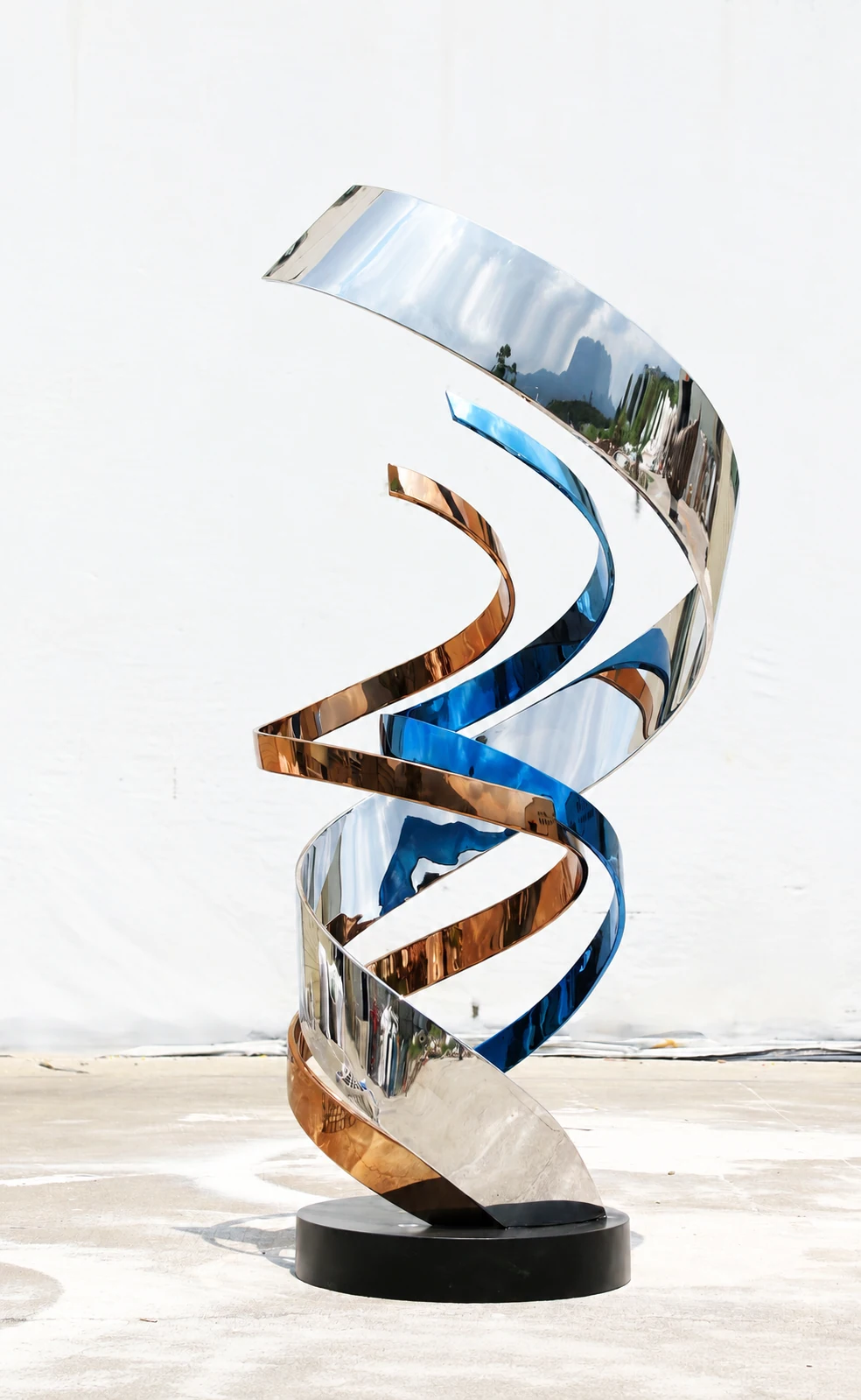 Metal sculpture / WY-240313-L, 01