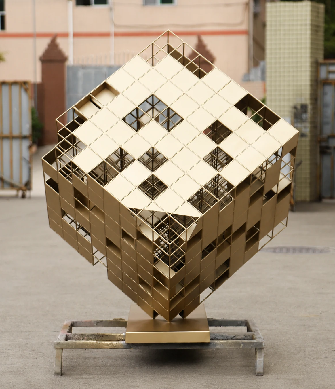 Metal sculpture