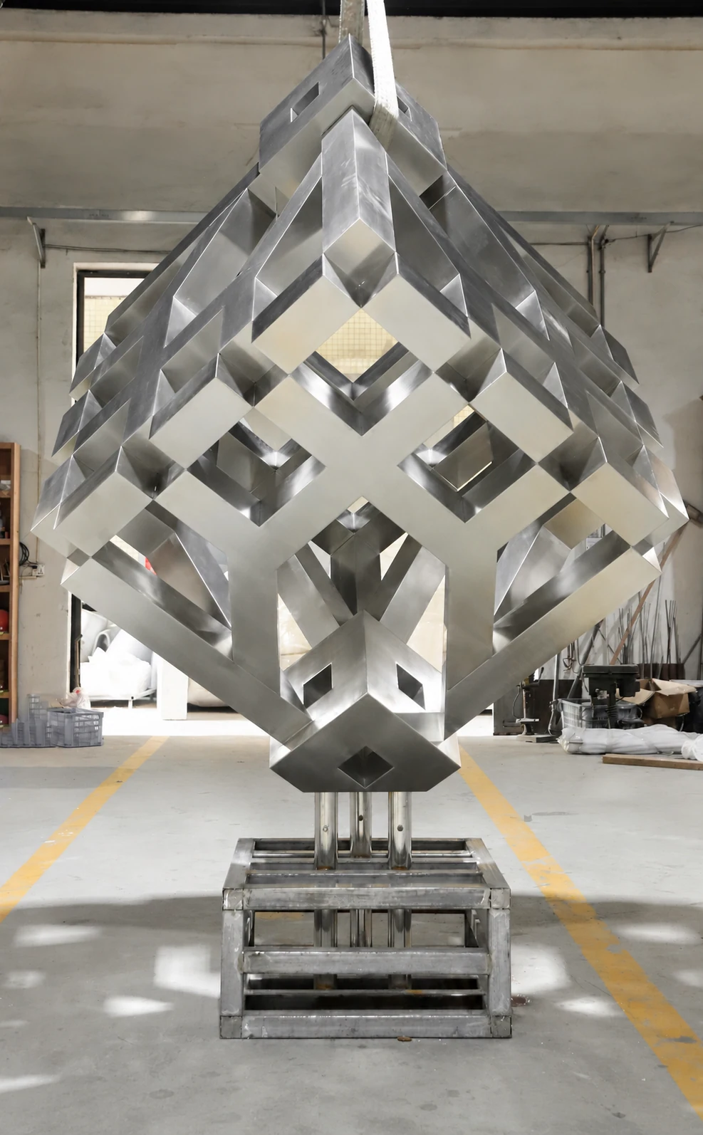 Metal sculpture / WY-250420-XM01