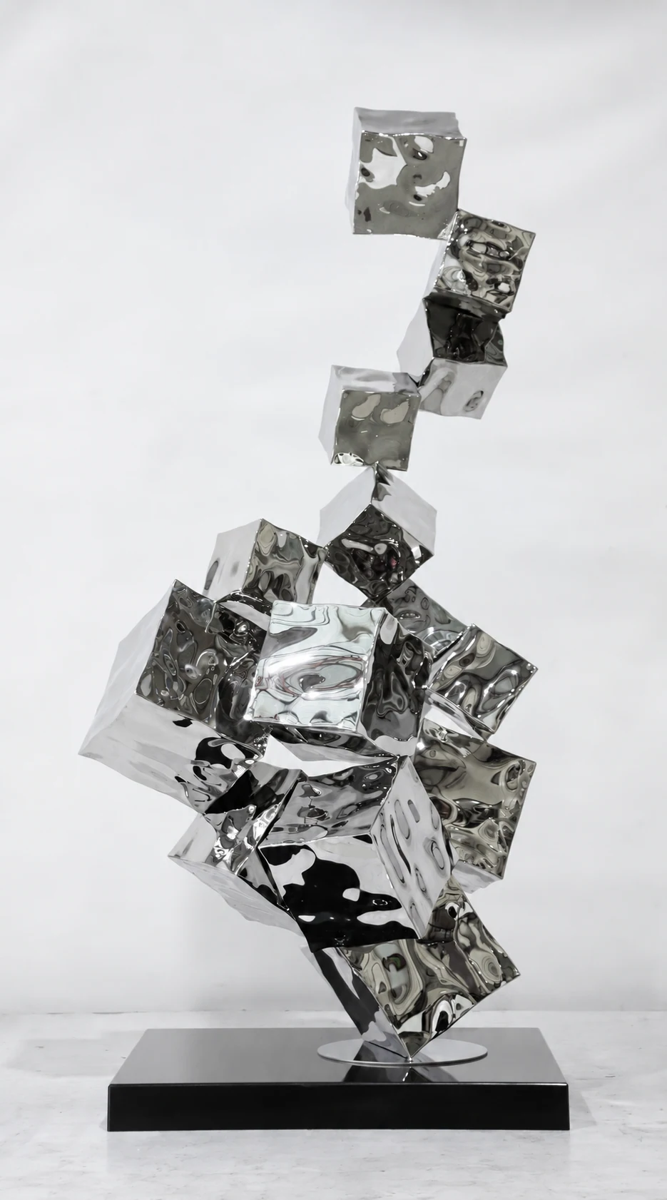 Metal sculpture / WY-240503-YY002
