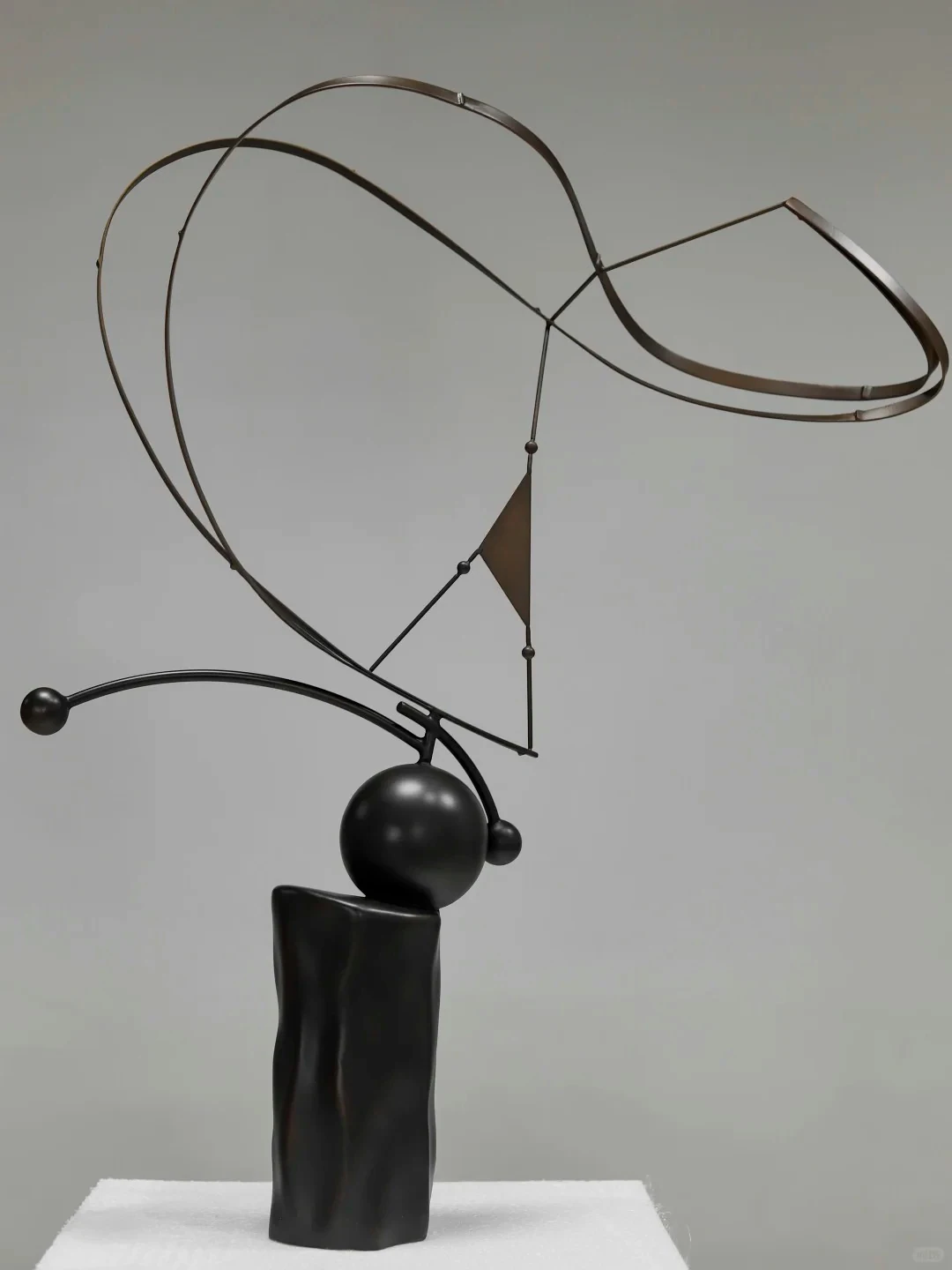 Abstract metal forms