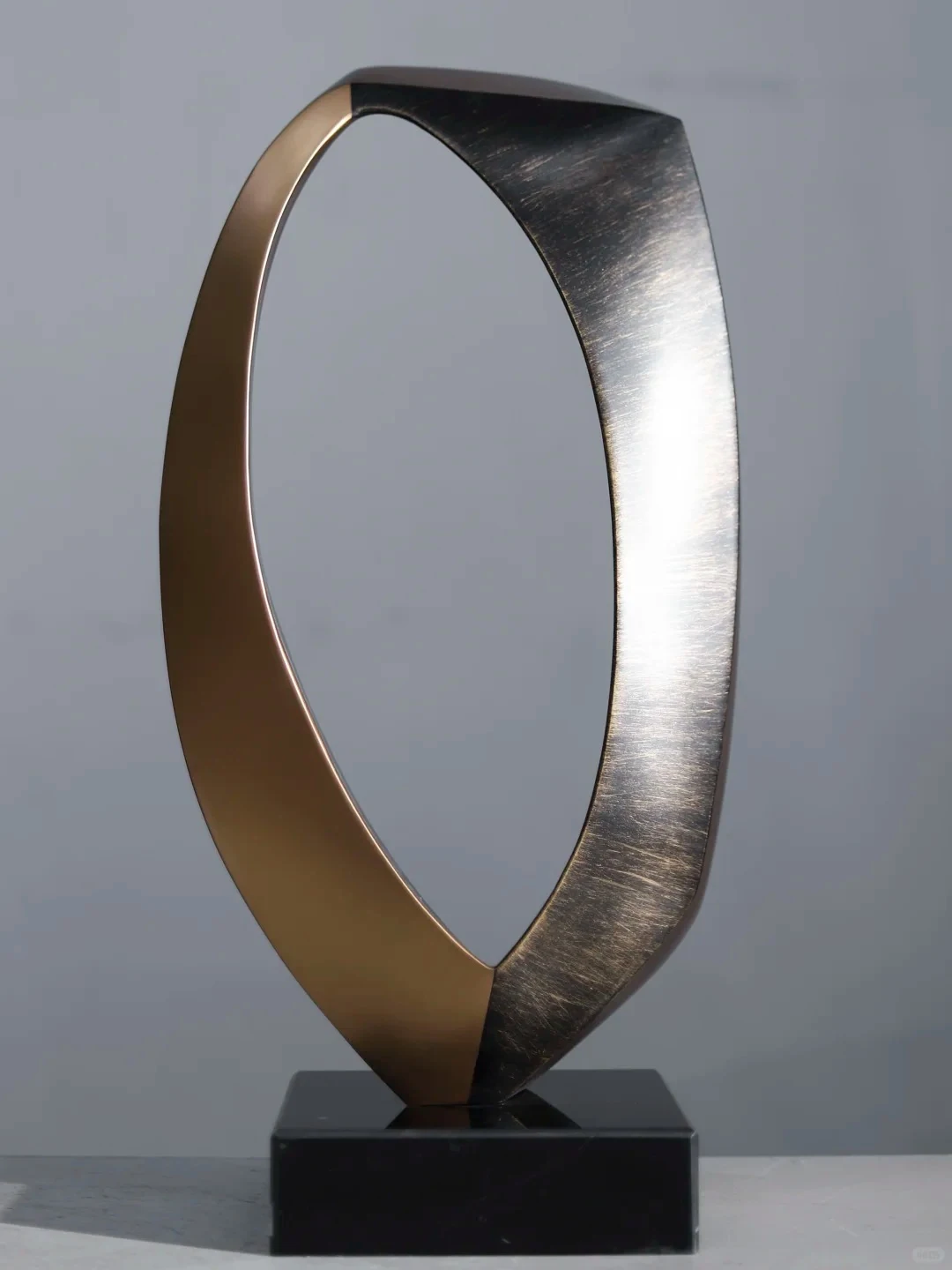 Abstract metal forms